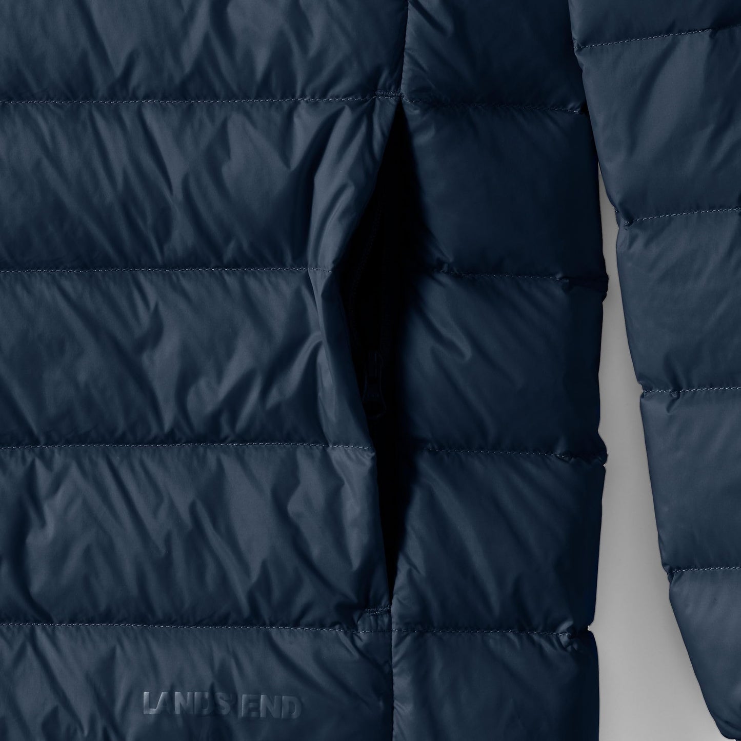 Lands' End Mens Hooded Wanderweight Down Jacket Radiant Navy Tall Medium