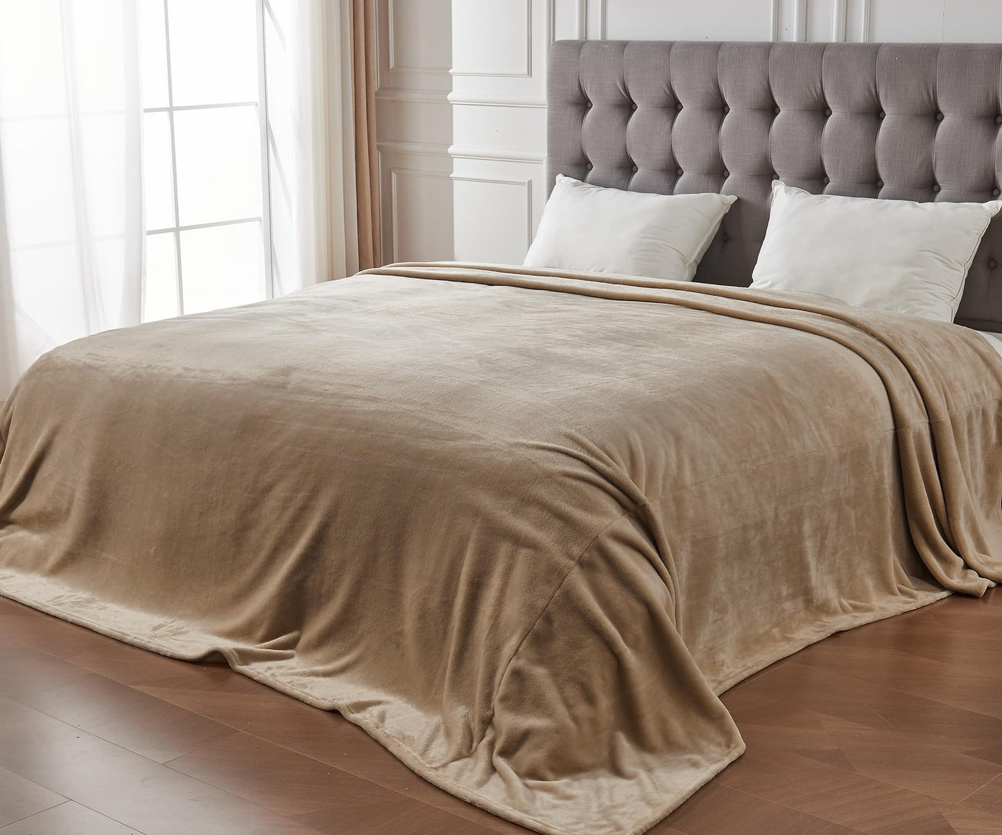 Edenleaf Big Oversized Soft Blanket, Giant Fleece Companion 120x120, California King Warm Blanket for Whole Family, Bed, Sofa, Couch, Travel, Camping 120x120 Brown