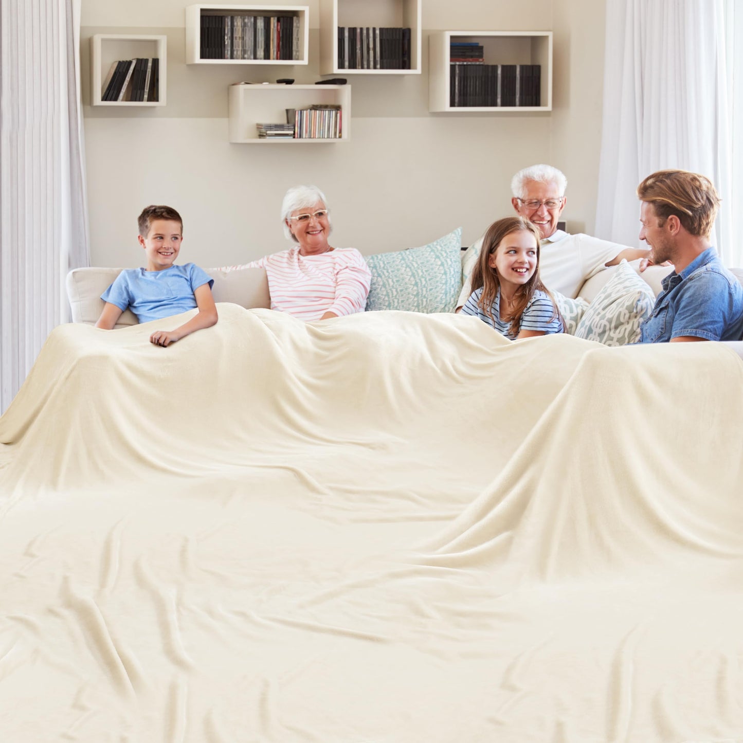 Edenleaf Big Oversized Soft Blanket, Giant Fleece Companion 120x120, California King Warm Blanket for Whole Family, Bed, Sofa, Couch, Travel, Camping 120x120 Cream