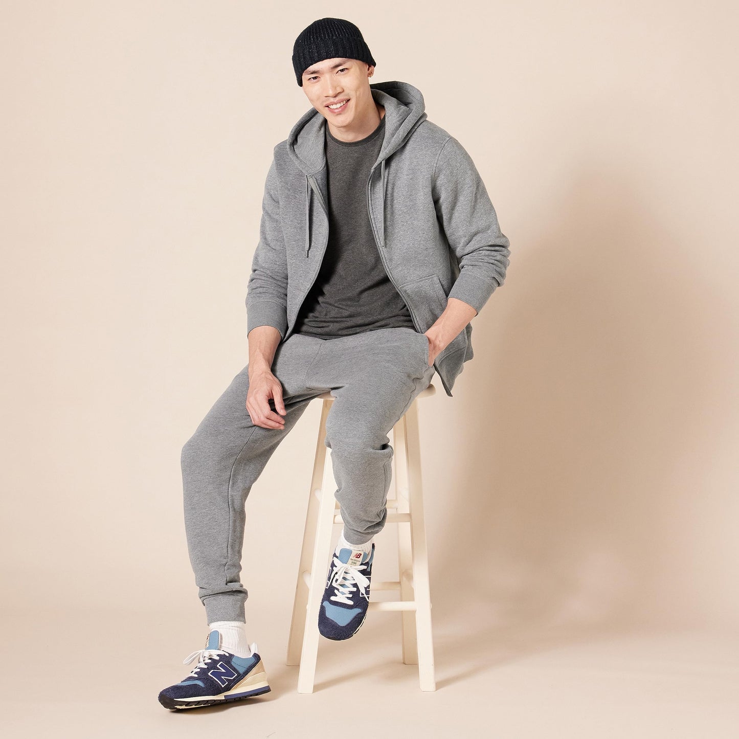 Amazon Essentials Men's Full-Zip Fleece Hoodie (Available in Big & Tall), Light Grey Heather, 4X-Large Big Tall