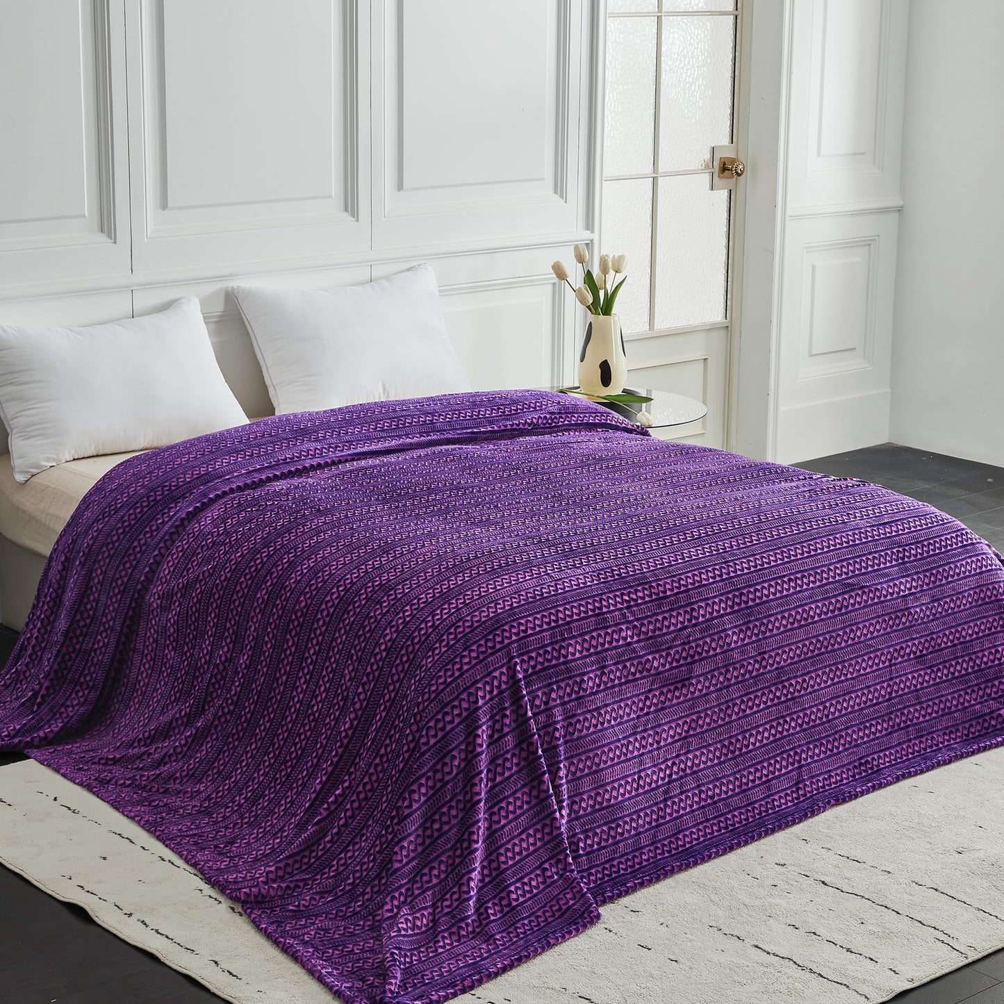 Serenhom Soft Cozy 120x120 Inches Seamless Oversized King Fleece Blanket, 3D Jacquard Decorative Giant 10'x10' California King Blanket Extra Large for Bed, Sofa, Couch, Travel, Travel, Pueple Chain