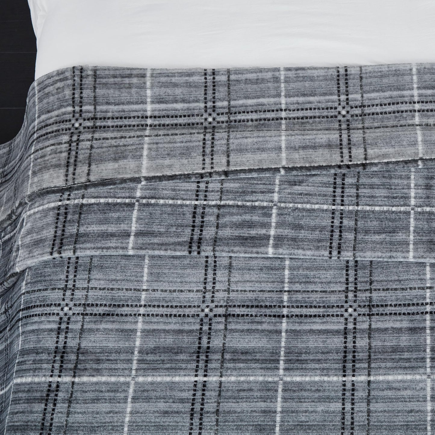 Serenhom Soft Cozy 120x120 Inches Seamless Oversized King Fleece Blanket, Line Pattern Giant Huge, Extra Large 10'x10' California King Blanket for Sofa, Family, Travel, Line Dark Grey