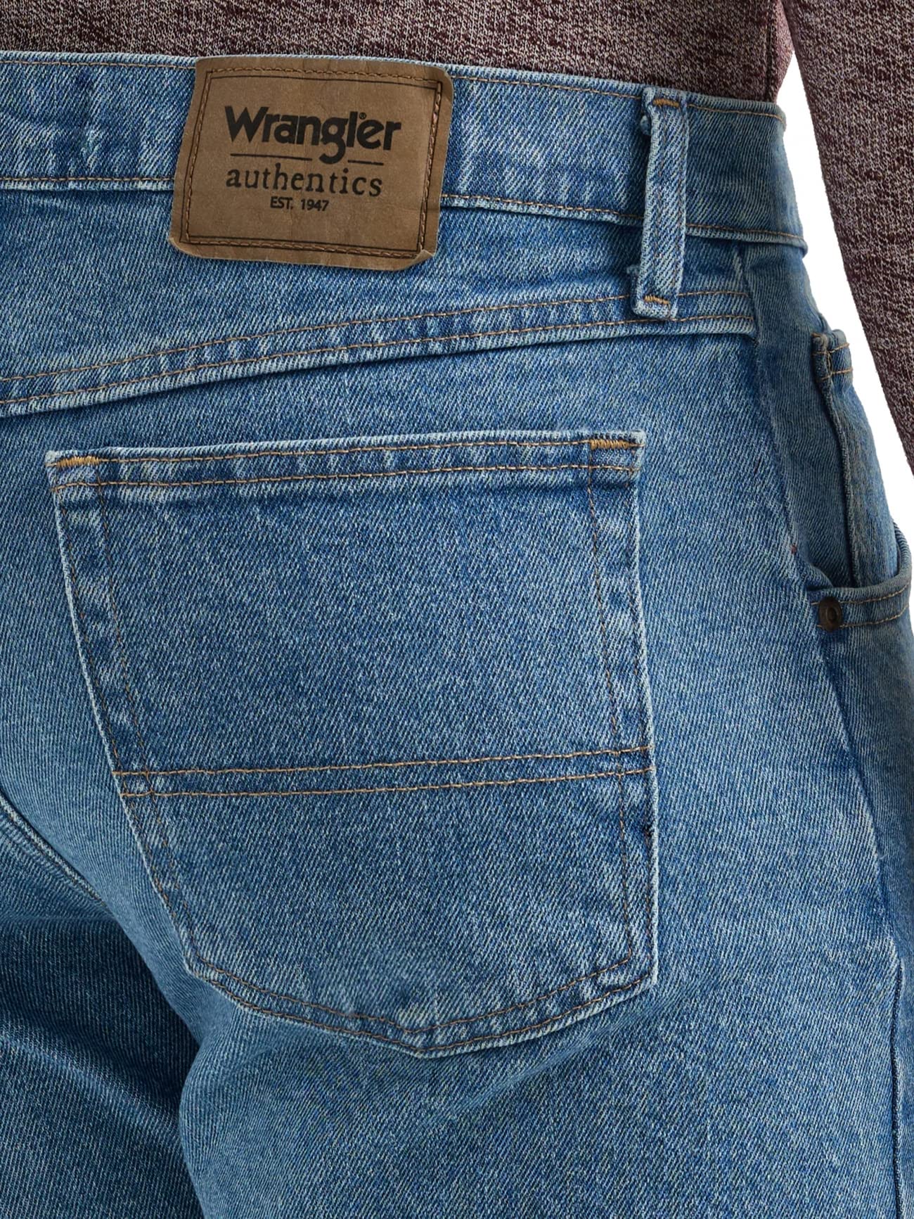 Wrangler Authentics Men's Classic 5-Pocket Regular Fit Jean, Light Stonewash Flex, 32W X 36L