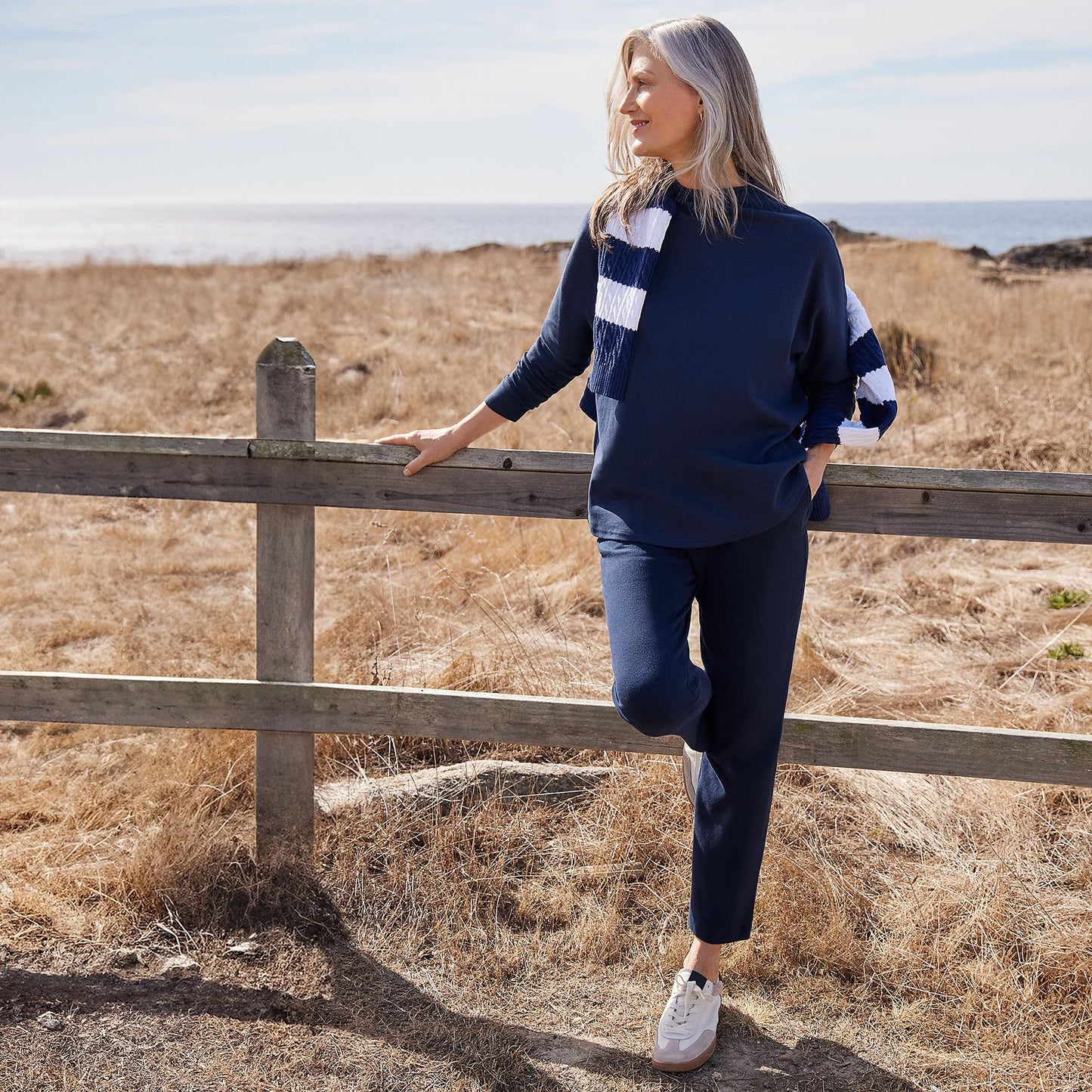 Lands' End Women s Sport Knit Pants Radiant Navy Tall Medium