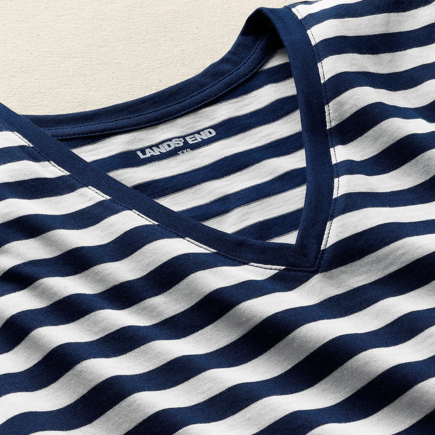 Lands' End Womens SS Relaxed Supima V Neck T Shirt Deep Sea Navy Even Stripe Tall X-Large