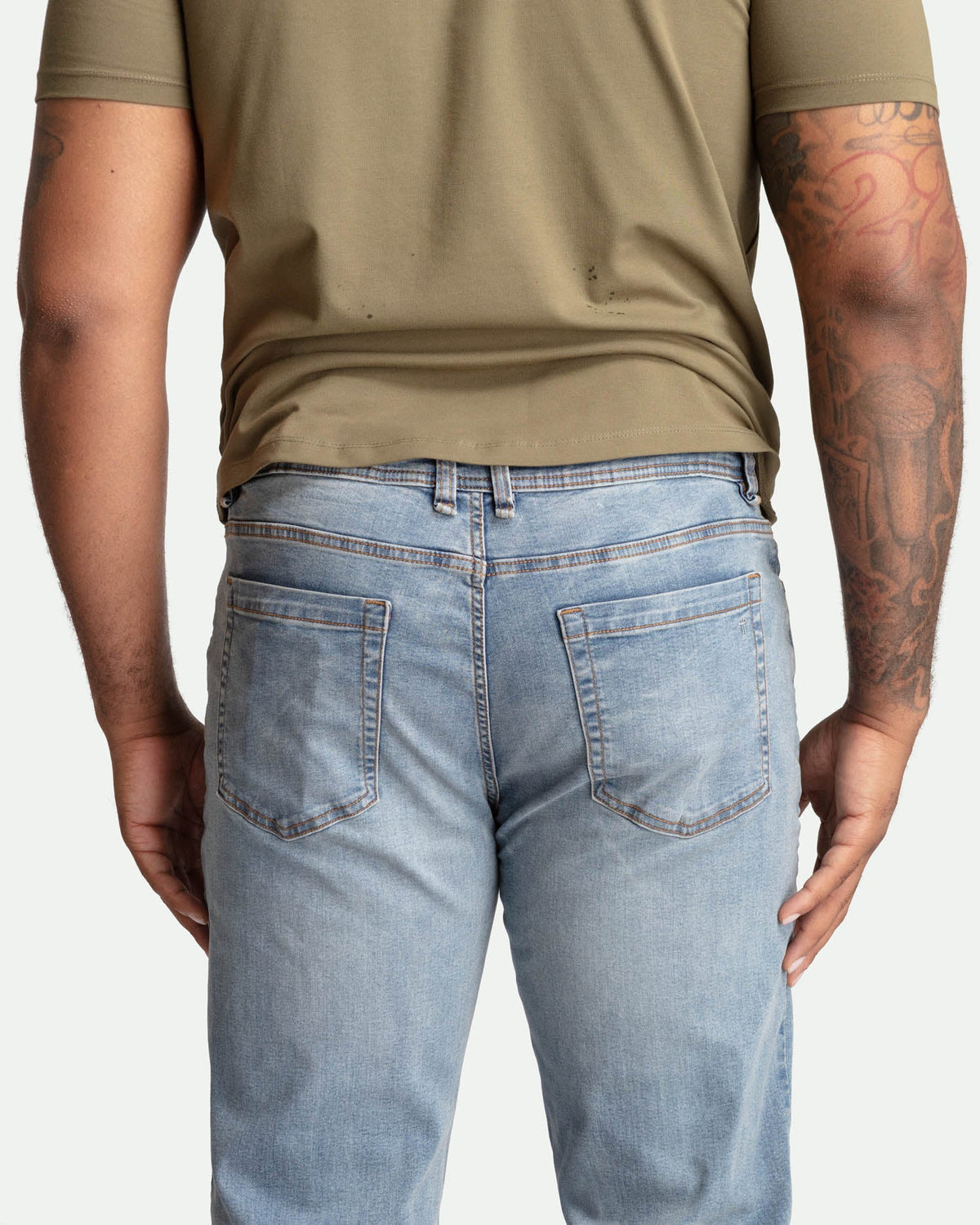 The Perfect Jean Athletic Fit - Sky - Light Blue