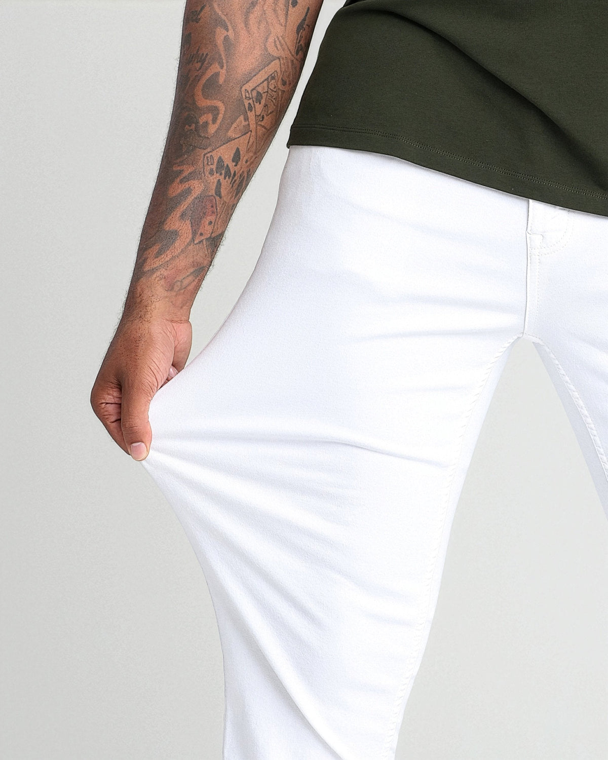 The Perfect Jean Athletic Fit - Blanco - White
