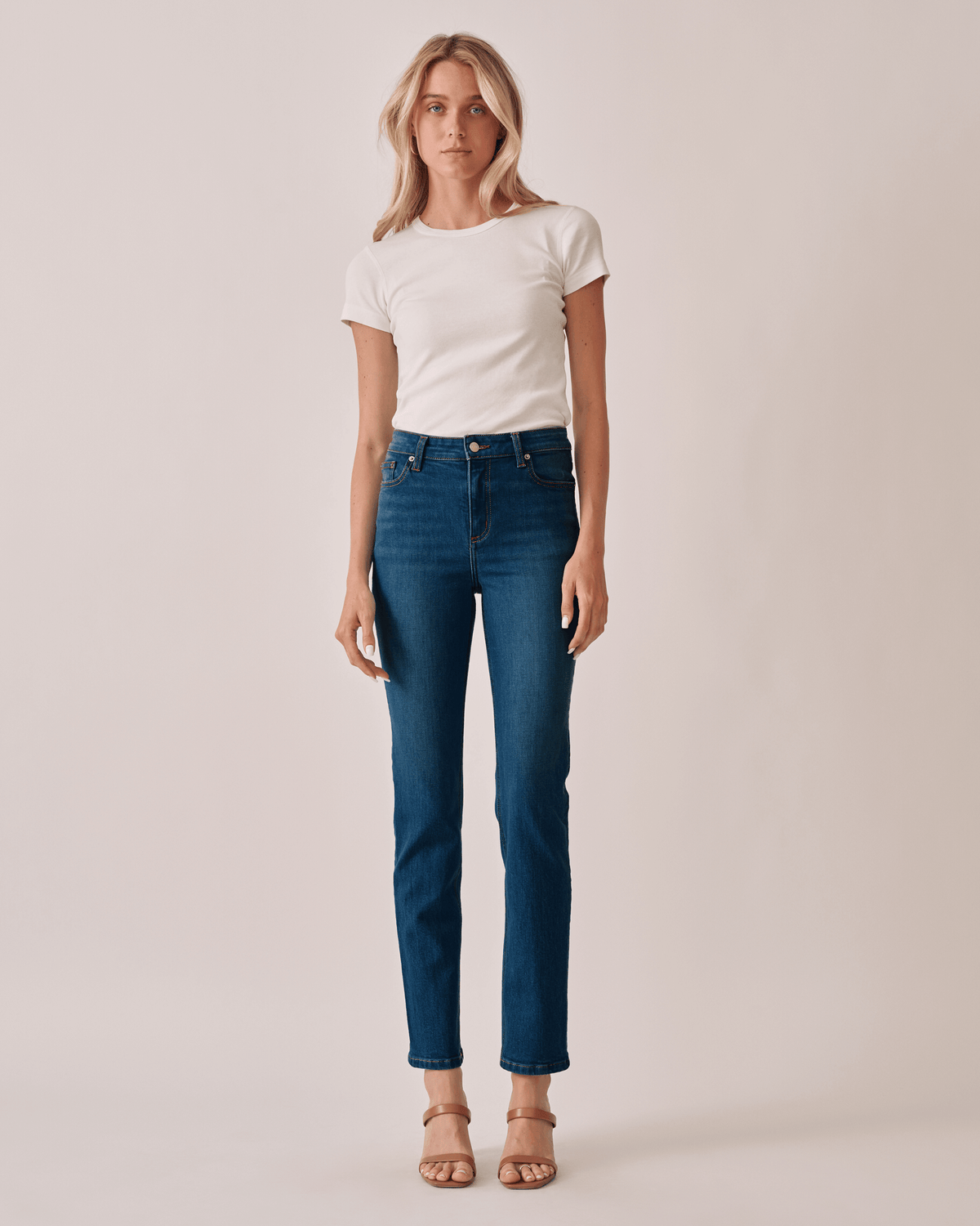 Women's Custom Jeans - Dark wash