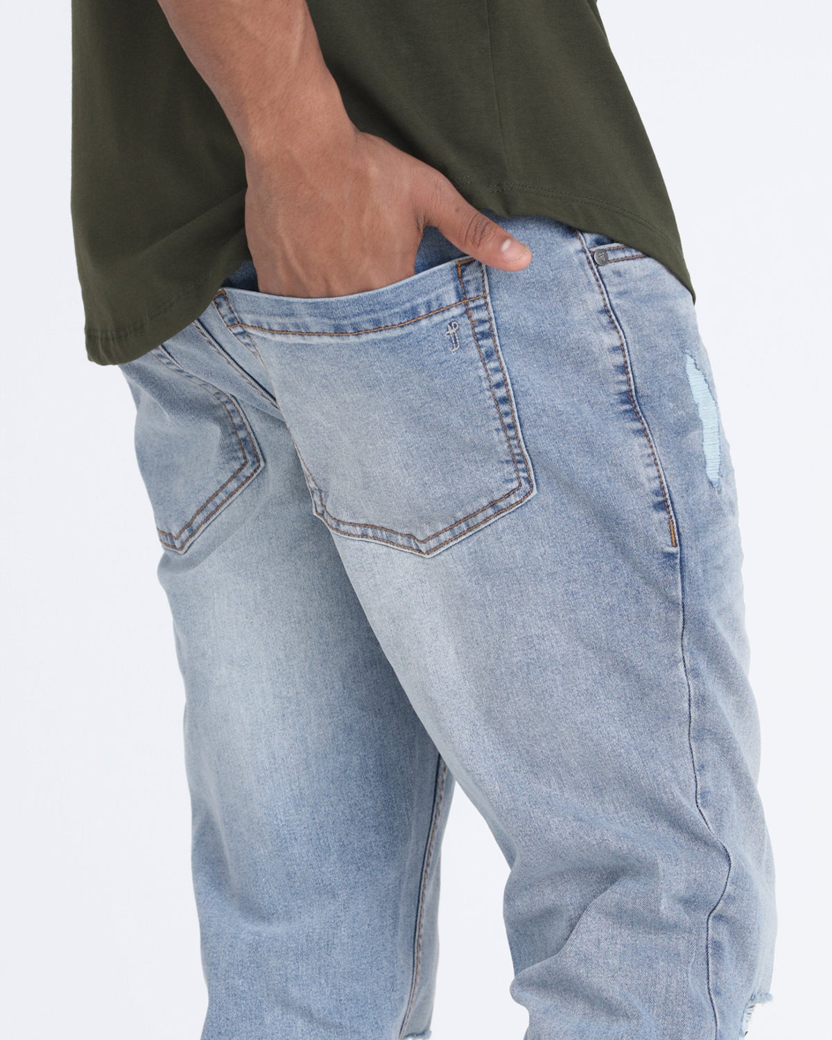 The Perfect Jean Athletic Fit - Ice - Light Tint (Ripped)