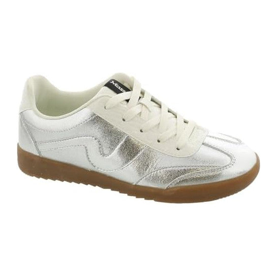 Silver-cream-crocodile