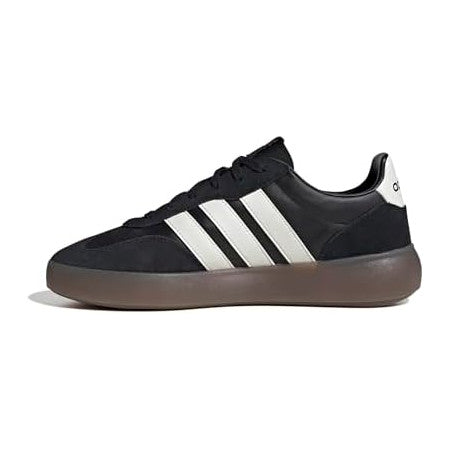 Core Black/Off White/Gum5